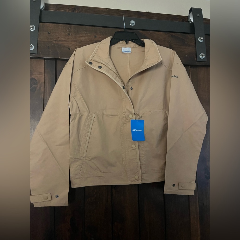 Columbia Women's Light Brown Utility Jacket